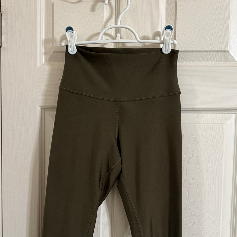 ALO Yoga Olive Green Leggings